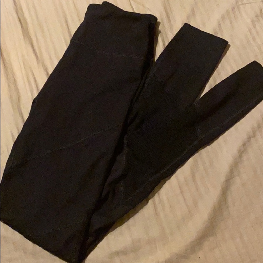 Black leggings
